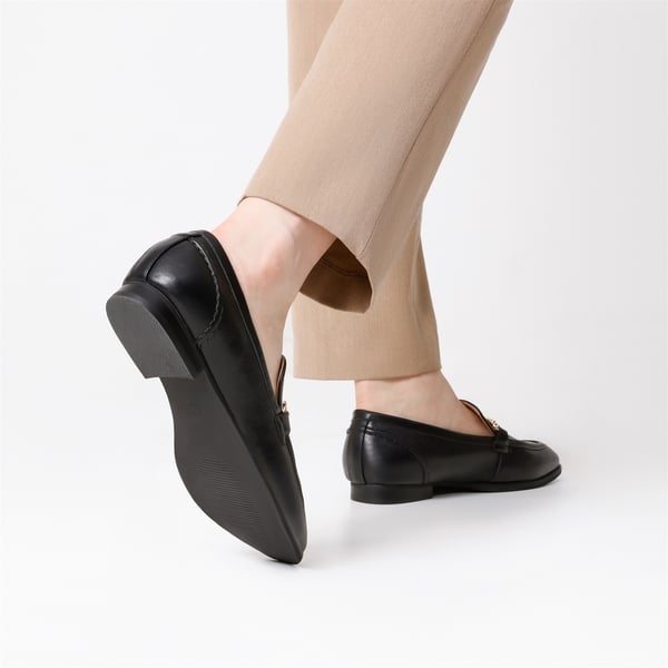 Women's Classic Horsebit Slip-On Loafers  - BLACK - 8